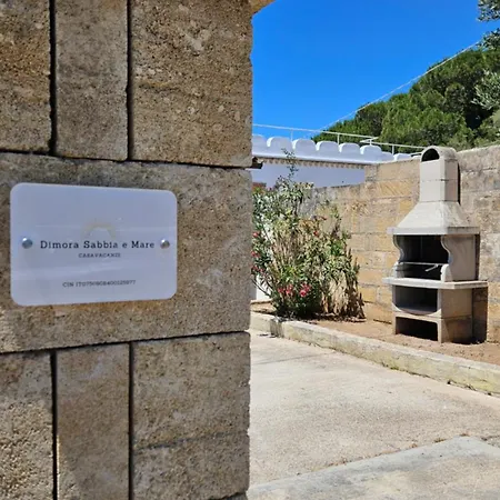 בית נופש Dimora Sabbia E Mare 1 *